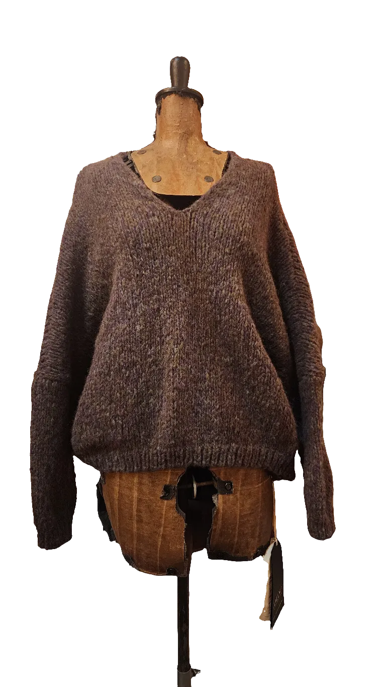 Alpaca hand knit batwing sweater - V neckline jewell