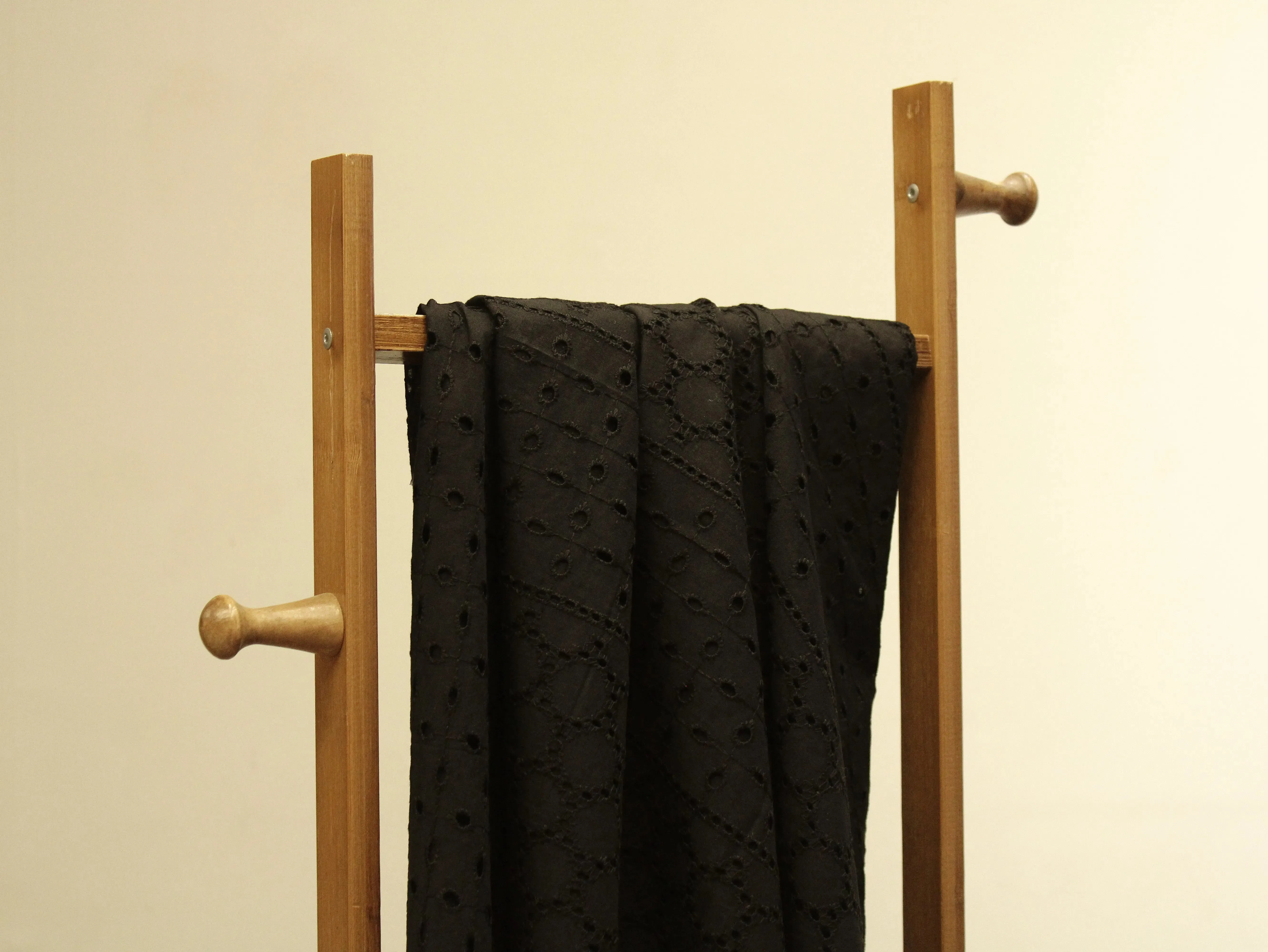Dream weave -  Mal Mal Cotton Hakoba Fabric  - Black