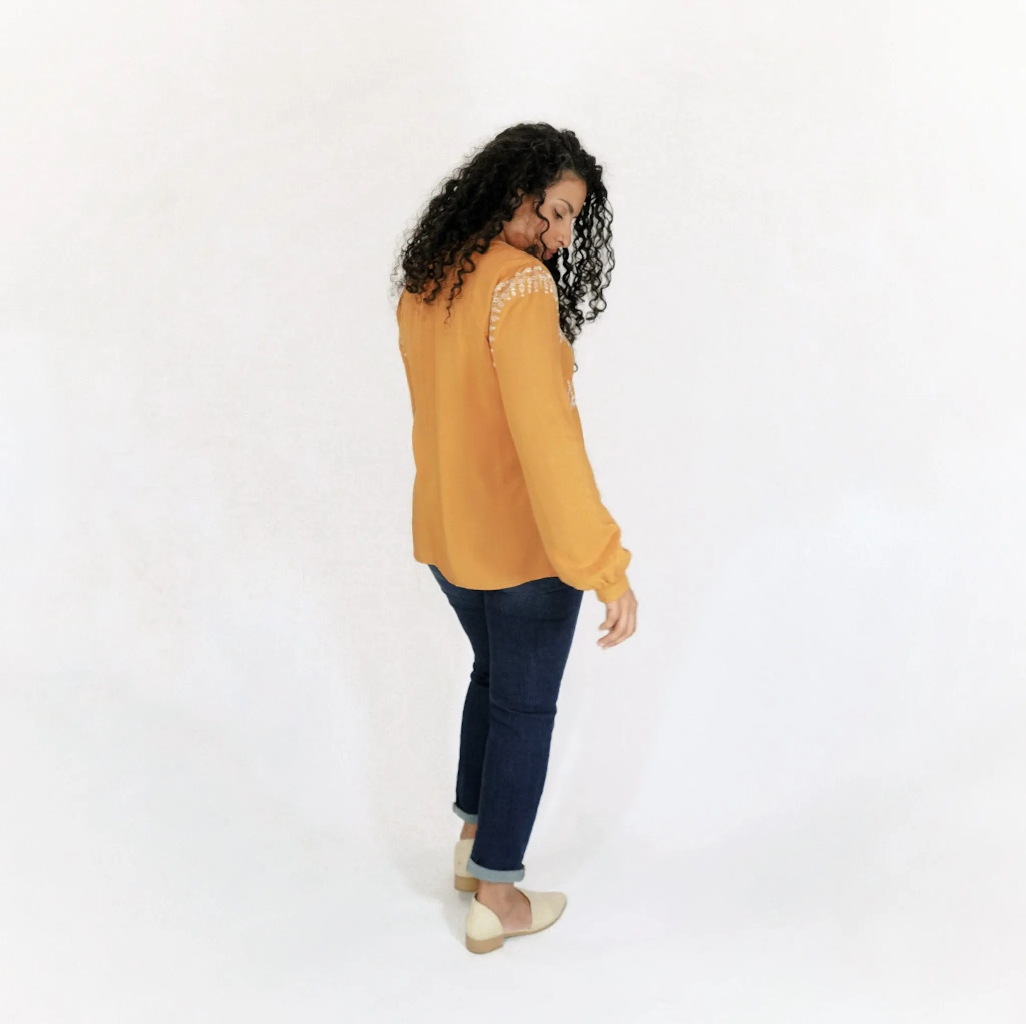Lucía Embroidered Blouse