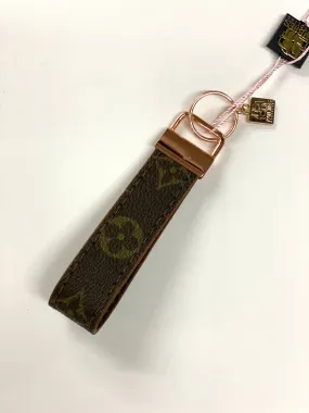 Thick Keyfob flourish (rose gold)