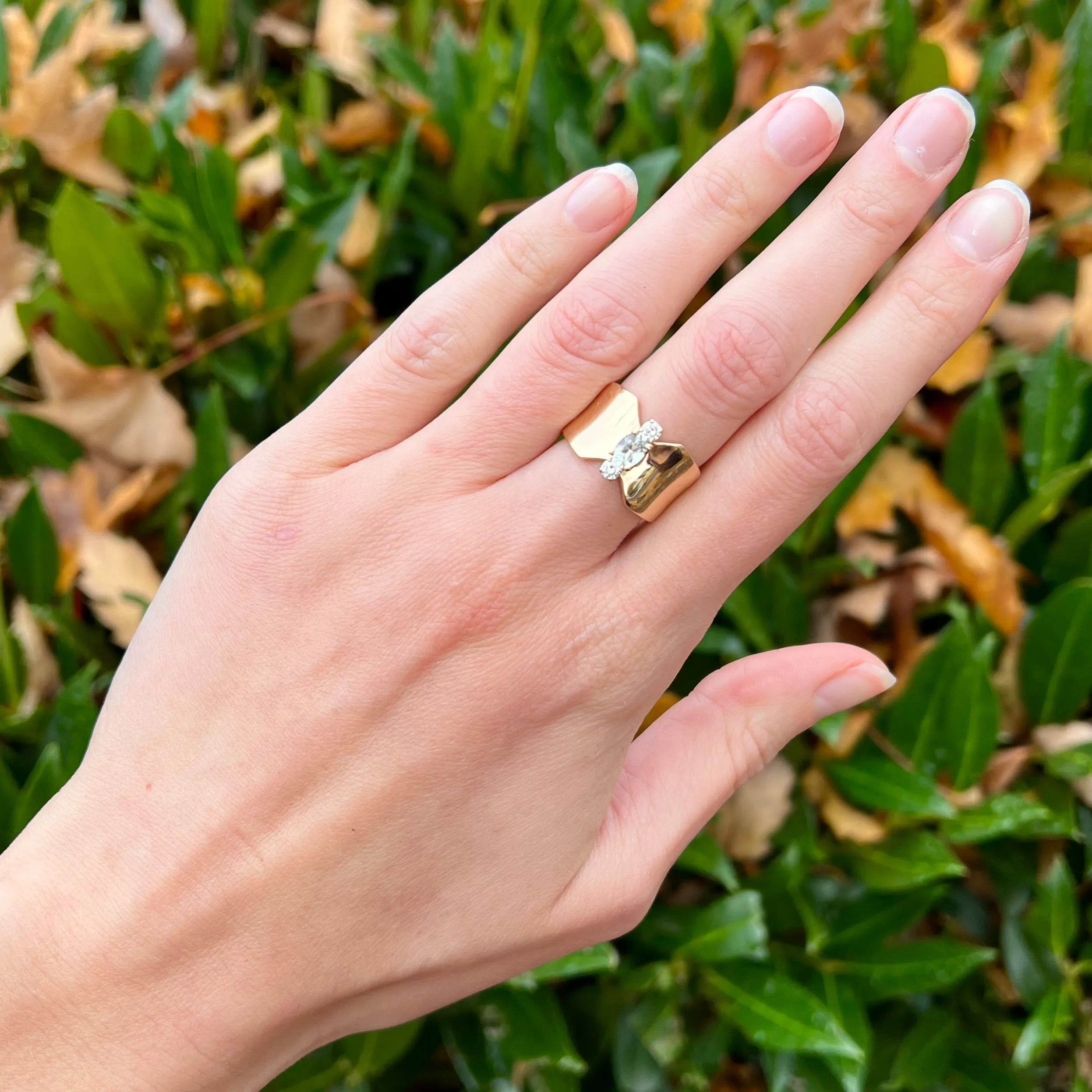Vintage 14k Gold Aquamarine and Diamond Ring